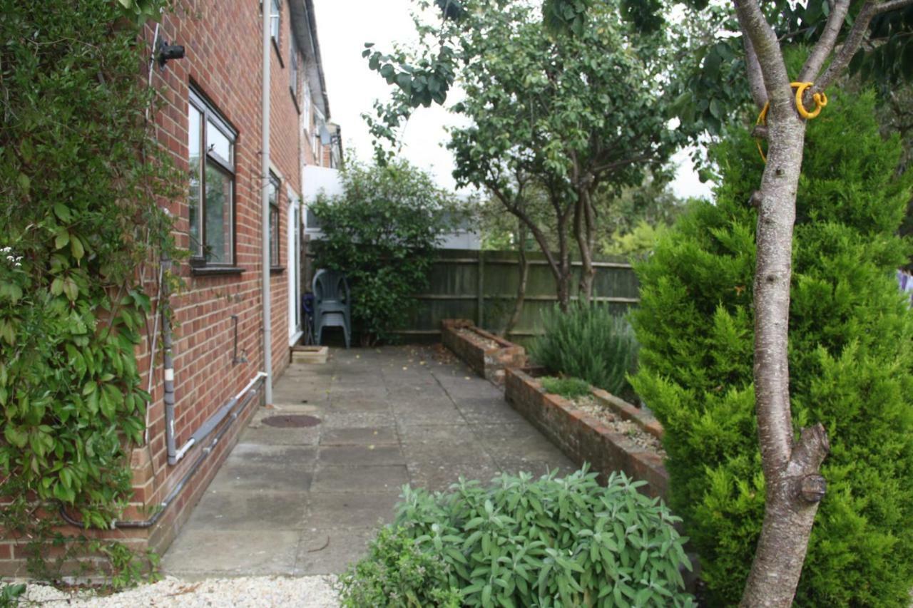 St Anne'S Serviced Accommodation - Bicester Oxfordshire エクステリア 写真